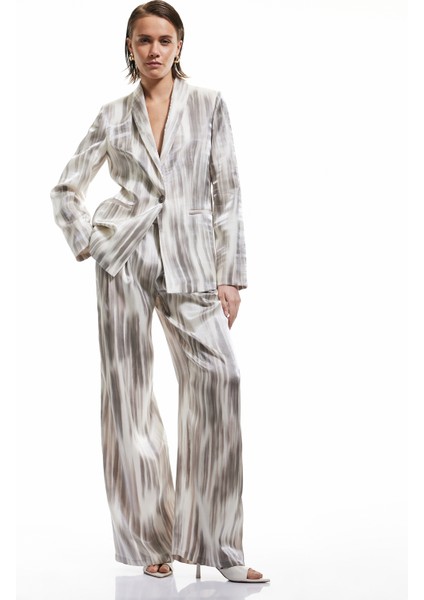 Renk Geçişli Desenli Cepli Uzun Kollu Saten Blazer Ceket modelleri