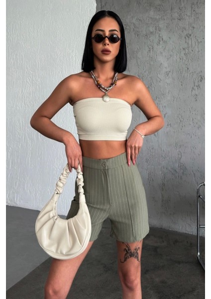 Zarif ve Şıklığı Bir Arada Sunan Yüksek Bel Krep Esnek Çimalı Çizgili Şort Haki fiyatları
