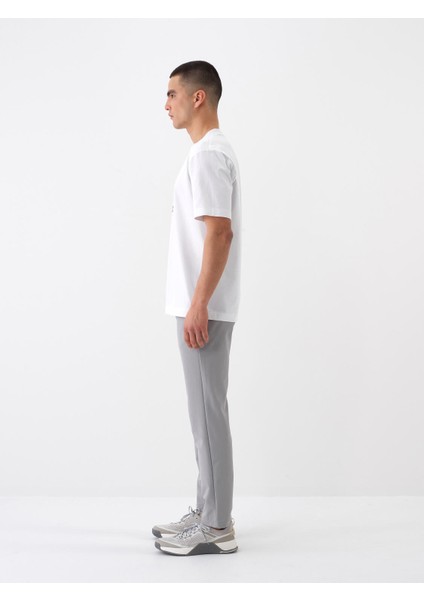 Erkek Beyaz Regular Fit Pamuklu Tişört modelleri