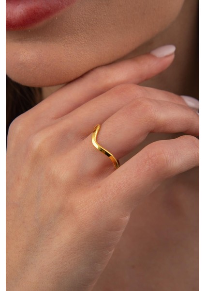 14 Ayar Altın Dalgalı Ajda Yüzük