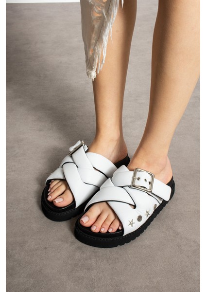 Babiana Hakiki Deri Tokalı Beyaz Terlik fiyatları