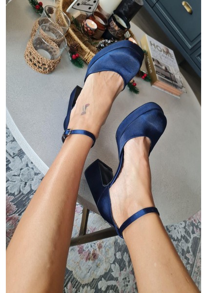 024 21 Topukla Kadın Platformlu Bilekden Bağlamalı Topuklu Ayakkabı fırsatları