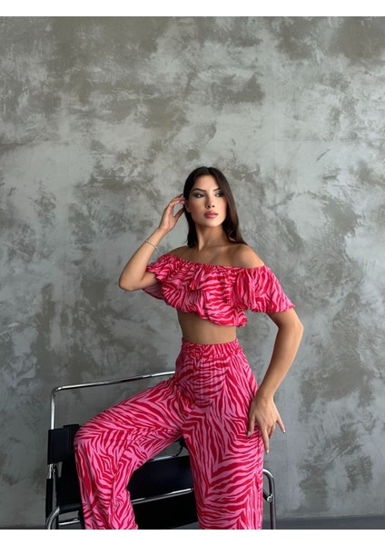 Kırmızı Desenli Viscon Ikili Takım fırsatları