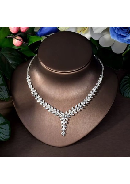 Helen Zirkon Taşlı Takı Seti Kolye Küpe Yüzük Bileklik Set