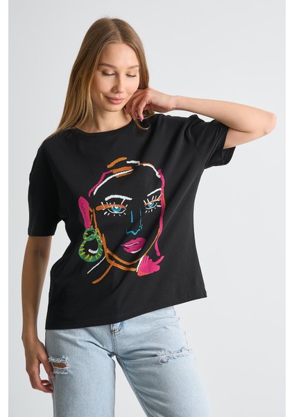 Alexandergardı Baskılı Bisiklet Yaka Kadın T-Shirt fiyatları