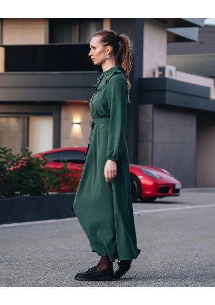 Kadın Çağla Yeşili Önü Düğmeli Kuşaklı Yakası Fırfırlı Jessica Ayrobin Elbise Şık