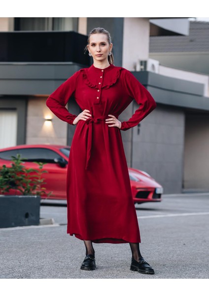 Kadın Bordo Önü Düğmeli Kuşaklı Yakası Fırfırlı Jessica Ayrobin Elbise Şık