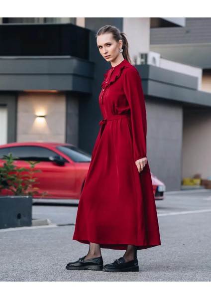 Kadın Bordo Önü Düğmeli Kuşaklı Yakası Fırfırlı Jessica Ayrobin Elbise Şık