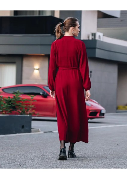 Kadın Bordo Önü Düğmeli Kuşaklı Yakası Fırfırlı Jessica Ayrobin Elbise Şık
