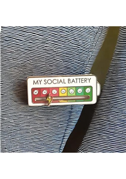 Sosyal Pin - Haftada 7 Gün Estetik Broş 2 Adet Kare Siyah Beyaz (Yurt Dışından) fırsatları