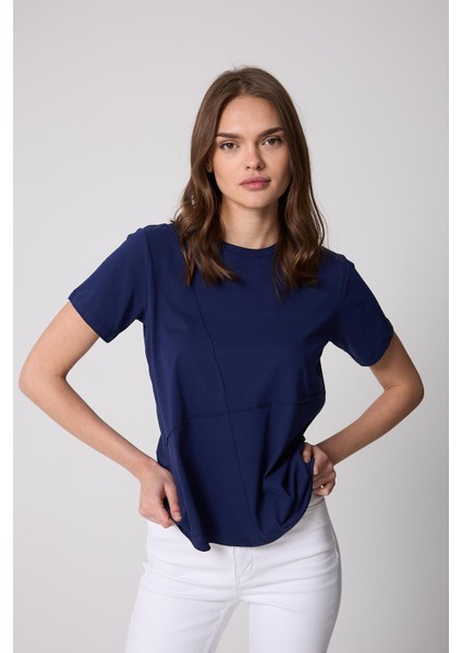 Kadın T-Shirt Lacivert Parçalı Dikiş Detaylı Regular Fit Basic - 2509