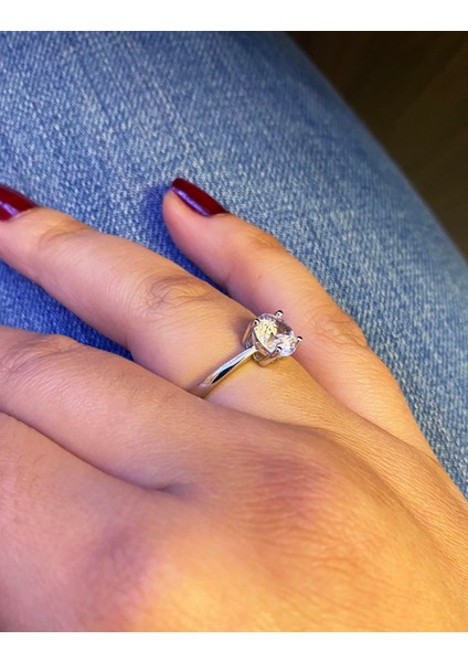 Kadın Tek Taş Model Gümüş Yüzük fiyatları