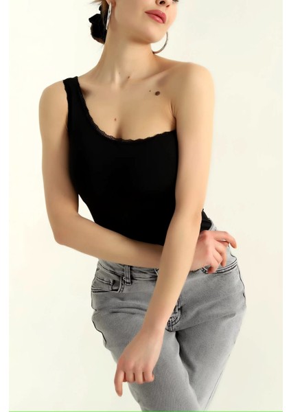 Tek Kollu Dantelli Bodysuit