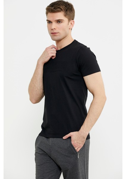 Kabartma Baskı Detaylı Pamuk Tişört - Siyah indirimleri