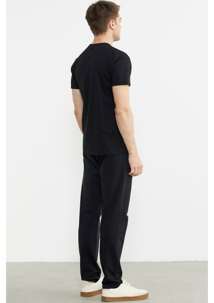 Bisiklet Yaka Baskılı Basic Tişört - Siyah indirimleri