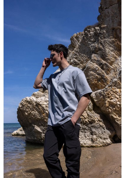 Erkek Gri Renk Oversize Baskısız Basic Tişört indirimleri