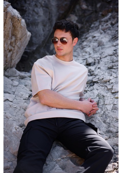 Erkek Bej Renk Oversize Baskısız Basic Tişört