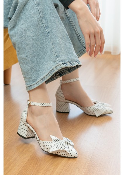 Toli Beyaz Puantiye Fiyonklu ( 5 cm Topuklu ) Günlük Kullanım Ayakkabı fiyatları