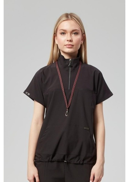 Extreme Cool Woman - Premium Çift Yön Likralı Doktor Hemşire Scrubs Tek Üst Cerrahi Forma (Kadın), Kömür