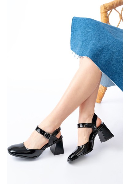 İNF-40450 Siyah Rugan Günlük Arkası Açık Topuklu Bayan Ayakkabı