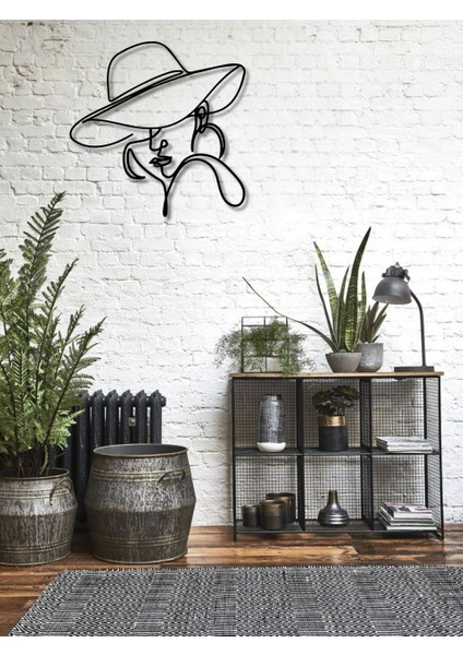 Şapkalı Kadın Minimalist Metal Duvar Dekoru