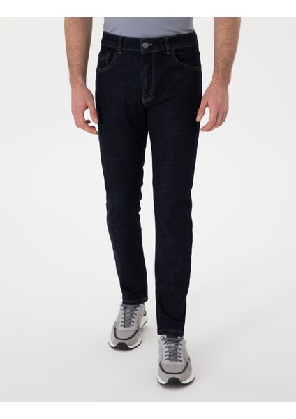 Erkek Lacivert Slim Fit Jean Pantolon 50302680-VR033