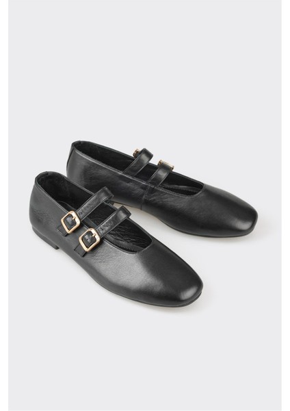 Siyah Deri Kadın Günlük Ayakkabı fiyatları