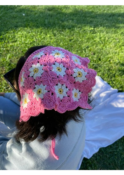 Papatya Motifli Örgü Bandana