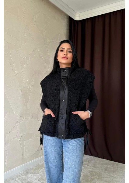 Siyah Cepli Kısa Yelek