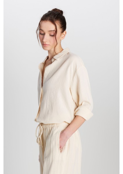 %100 Pamuk Relaxed Fit Geniş Kesim Ekru Müslin Gömlek fiyatları