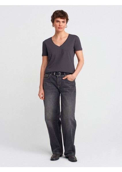3470 V Yaka Basic T-Shirt-Koyu Antr. modelleri