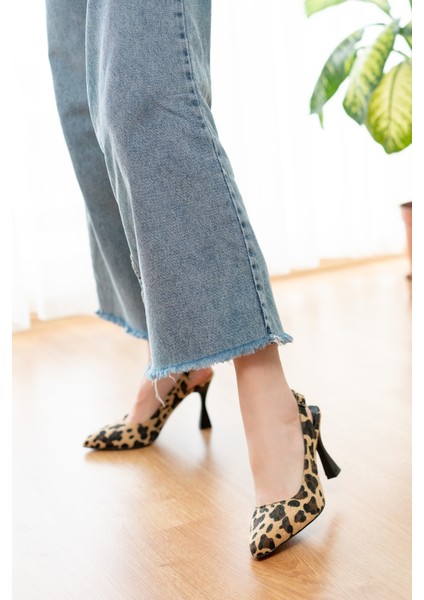 Rozalinda Leopar ( 8 cm Topuklu ) Önü Sivri Günlük Kullanım Topuklu Ayakkabı modelleri