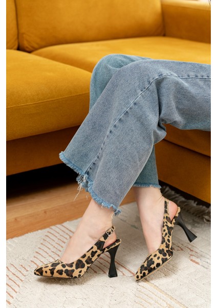 Rozalinda Leopar ( 8 cm Topuklu ) Önü Sivri Günlük Kullanım Topuklu Ayakkabı fırsatları