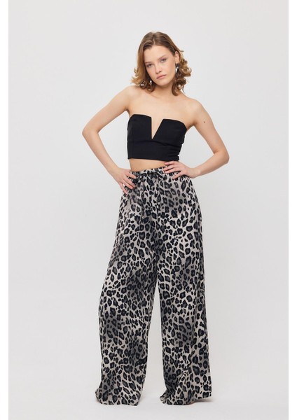 9410 Leopar Desen Saten Palazzo/dökümlü Pantolon Gri fırsatları