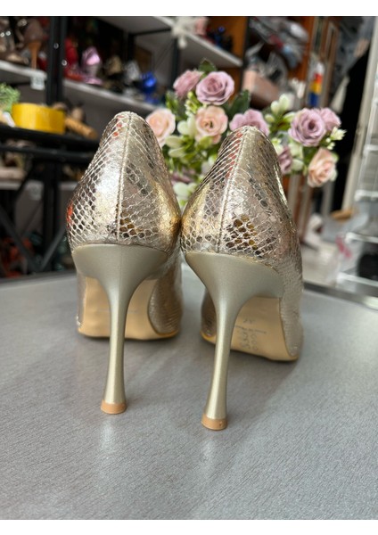 Dore Stiletto Petek Dokulu 9 cm Topuk Boyu Yeni Sezon Muhteşem Bir Kalıp fırsatları