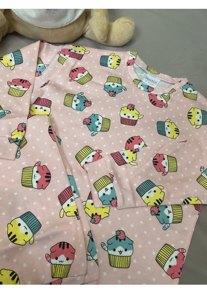 %100 Pamuklu Baskılı Kız Çocuk Pijama Takımı fırsatları