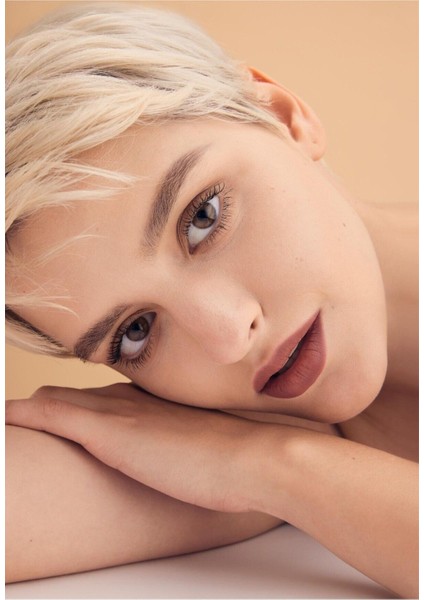 Luxury Nemlendirici Bb Krem Balmy Blur "kumlu Nude" 20 G 1 Adet modelleri