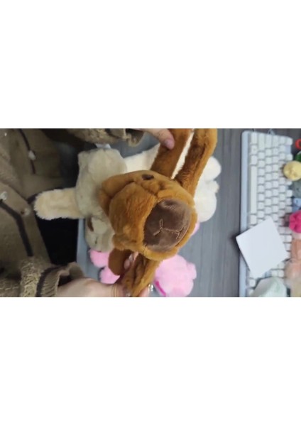 Luxury Sevimli Kapibara Peluş Bileklik Hediyelik Bileklik Capybara Kahverengi Peluş 16CM Oyuncak 1 Adet