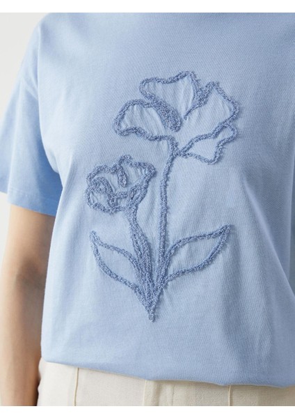 Lcw Vision Bisiklet Yaka Çiçekli Kadın Tişört modelleri