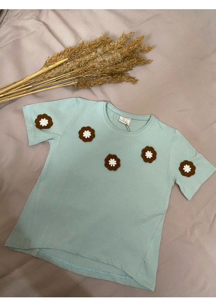 Kız Çocuk Çicekli Tshirt