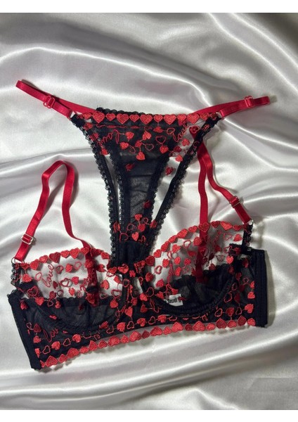 Kadın Balenli Kırmızı Kalp Desenli Siyah Bralet Sütyen&tanga Takım