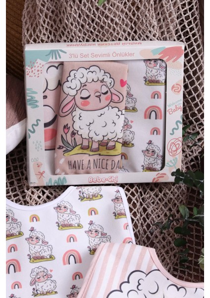 Kuzu Temalı Kare 3 Parça Microfiber Mama Önlüğü Kendi Kutusunda (Sıvı Geçirmez) Çıtçıtlı modelleri