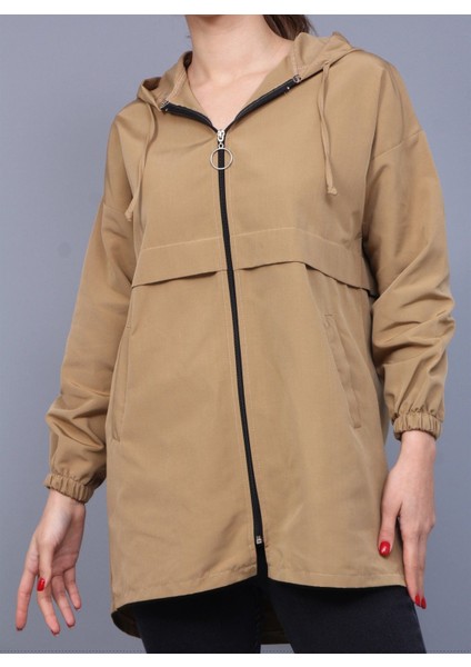 Kapşonlu Yağmurluk