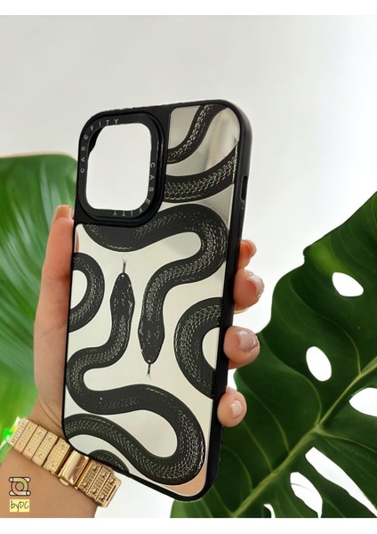 iPhone 13 / 14 Ayna Detaylı Figürlü Lüx Kılıf