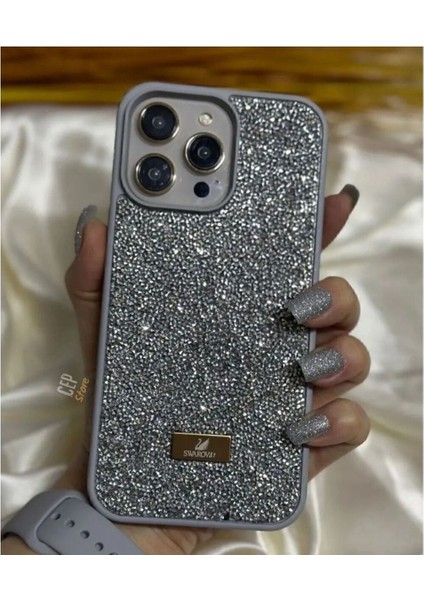 Iphone 13 Uyumlu Taşlı Kılıf