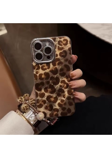 iPhone 13 Leopar Yağlı Boya Tasarım Hologram Kılıf