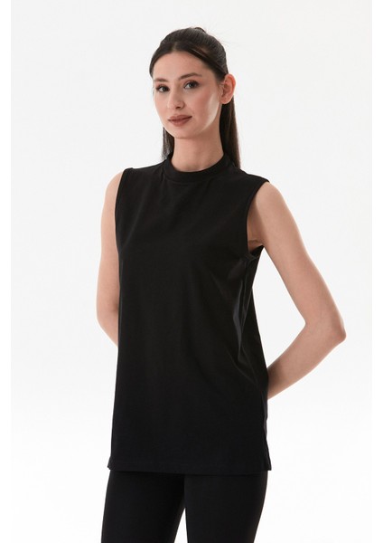 Basic Dik Yaka Kolsuz Oversize Tişört