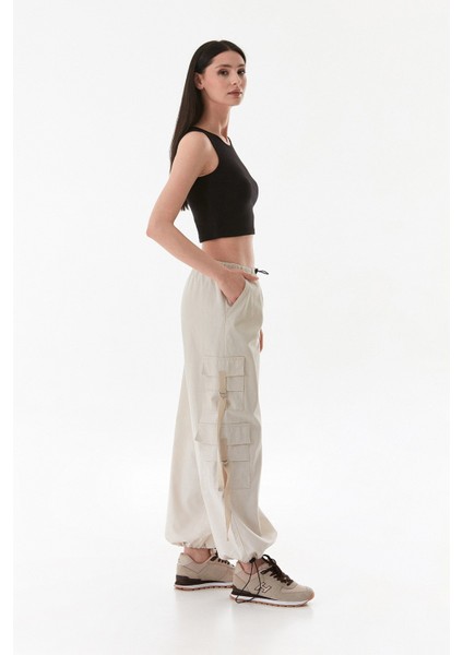 Beli ve Paçası Stoperli Kargo Cepli Gabardin Pantolon fırsatları