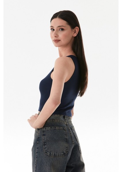 Basic Fitilli Halter Yaka Modal Body indirimleri