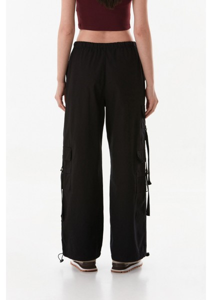Beli ve Paçası Stoperli Kargo Cepli Gabardin Pantolon fırsatları